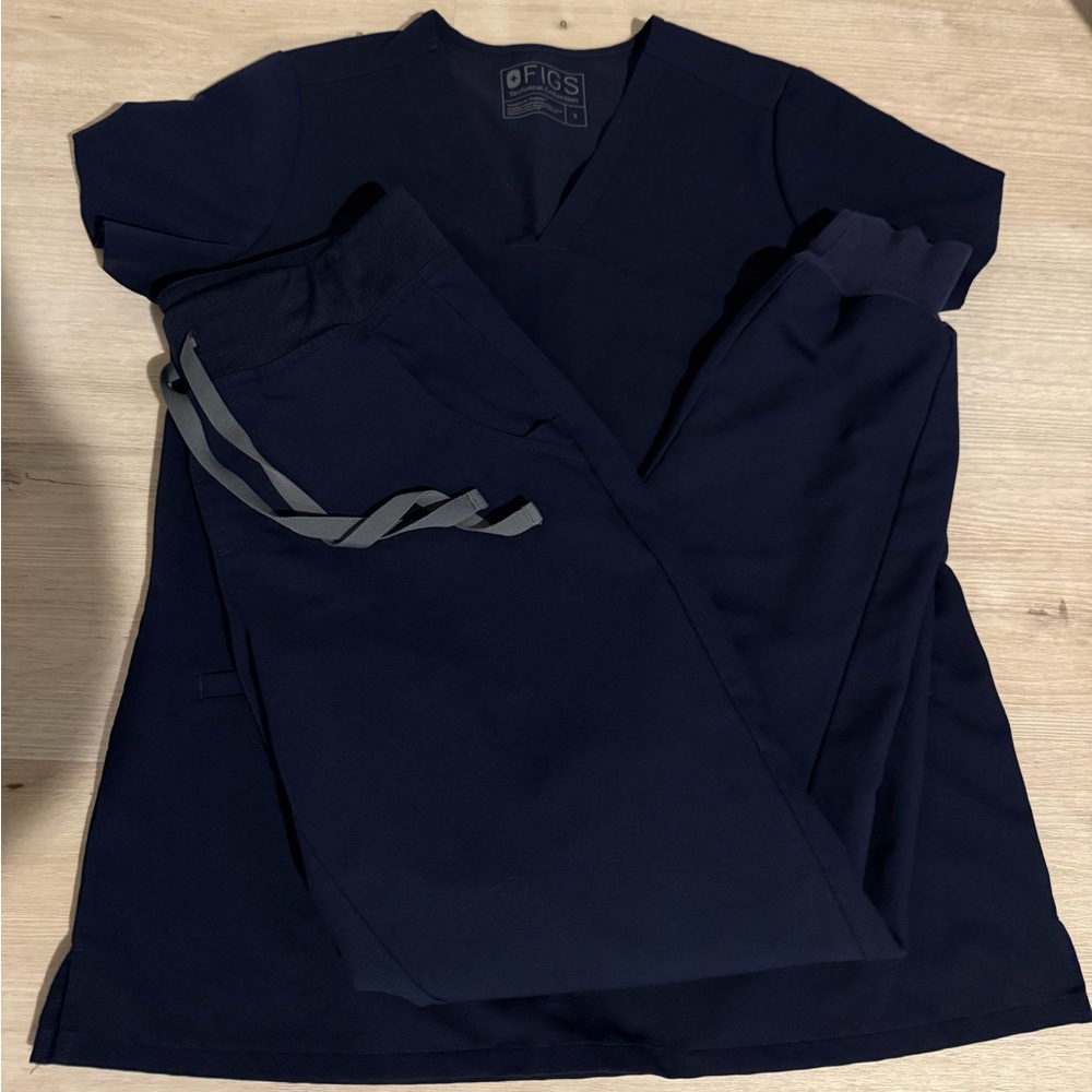 Zamora joggers and casma top